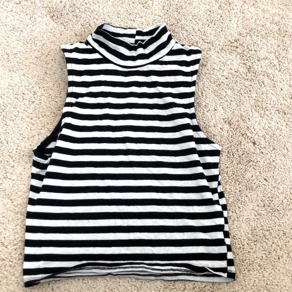Striped sleeveless turtleneck from papaya